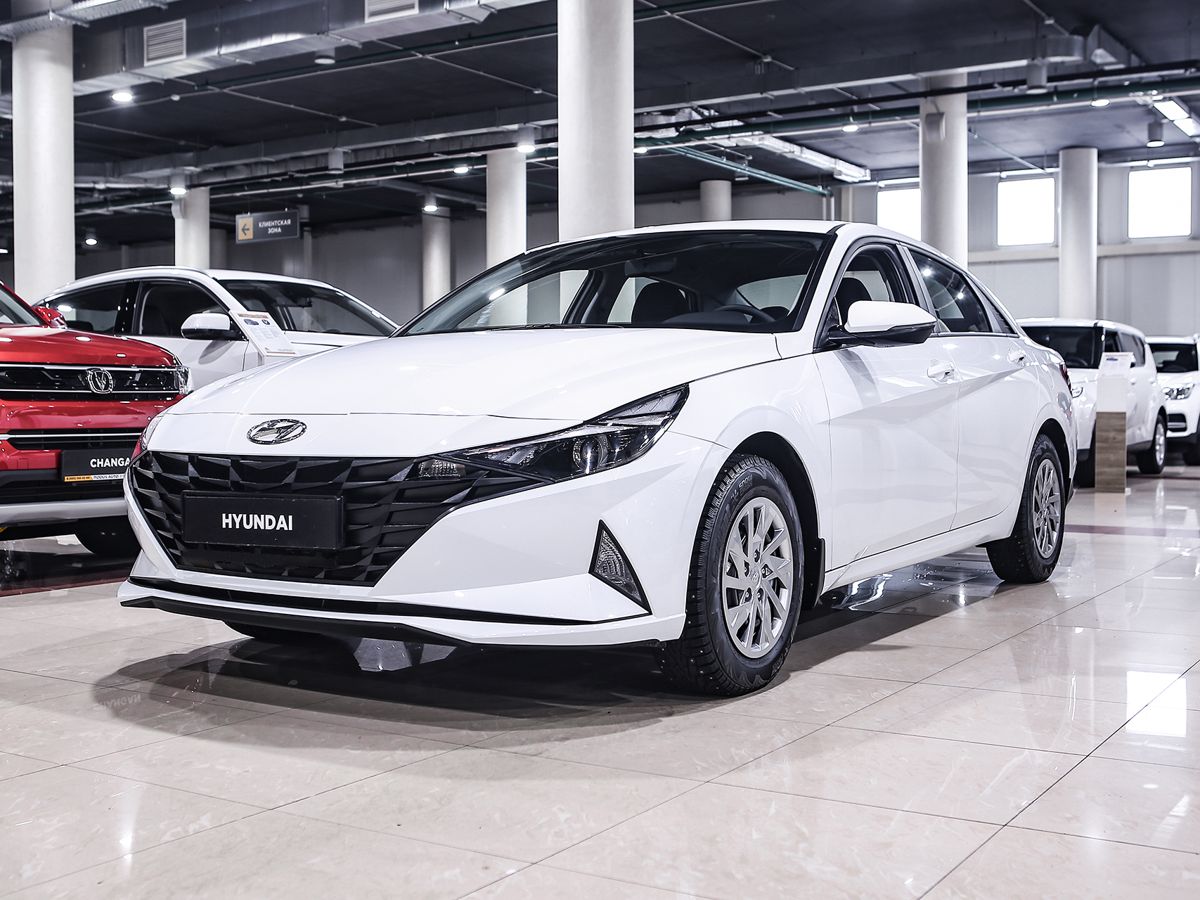 Купить Hyundai Elantra 2022 с пробегом