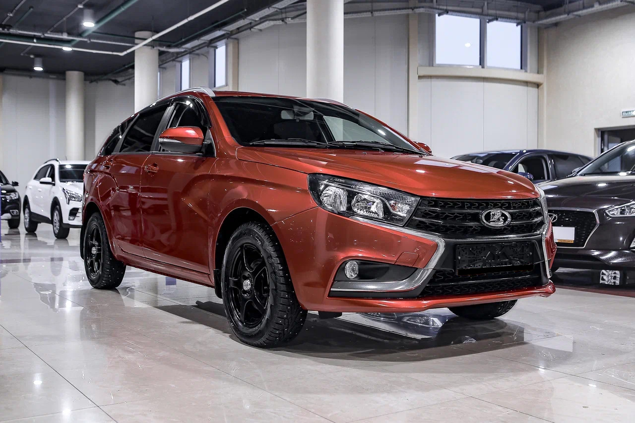 Купить Vesta с пробегом